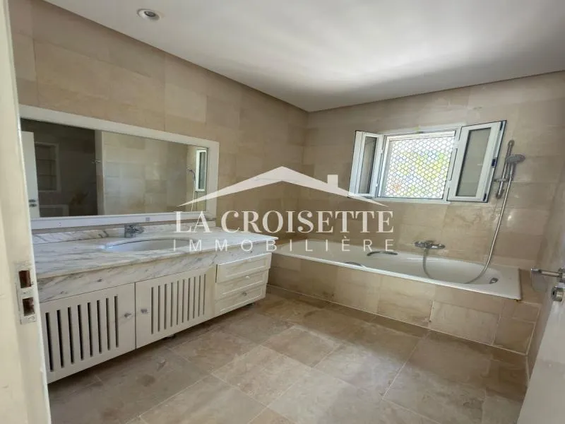 Appartement S+2 avec terrasse à Gammarth MAL2338