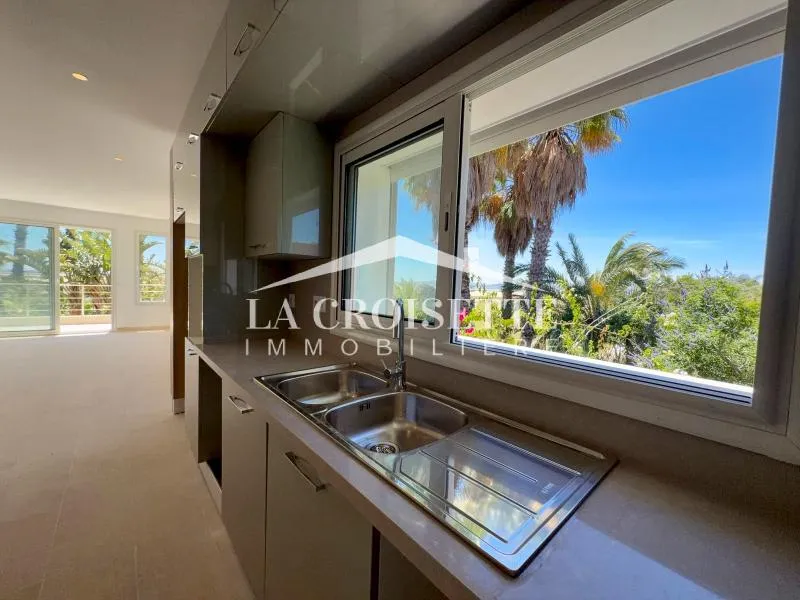 Appartement S+2 avec terrasse à Gammarth MAL2338