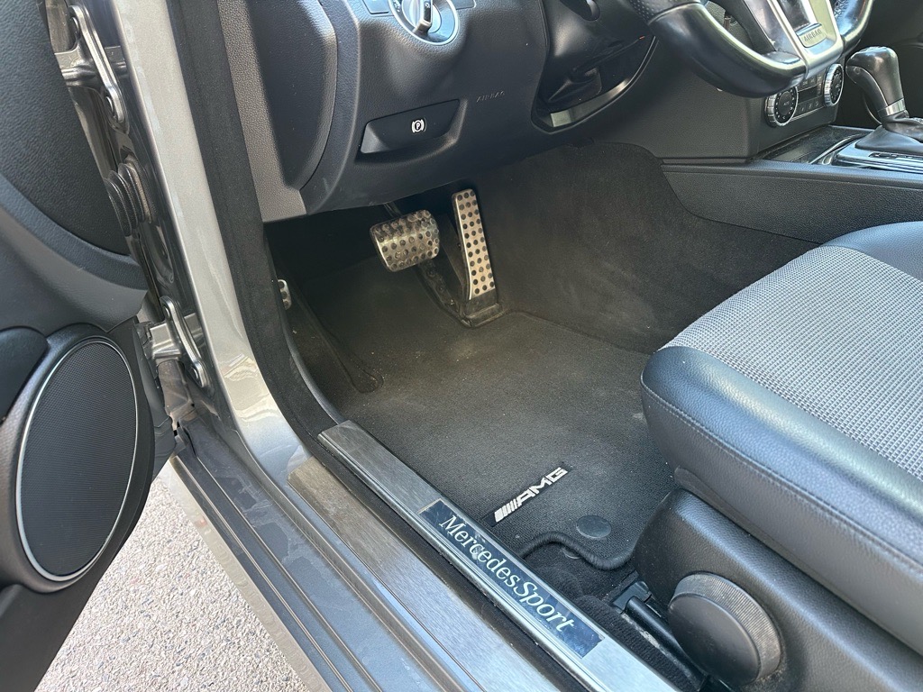 Mercedes c180 phase 2 kit amg importé pack night 1.6l 274