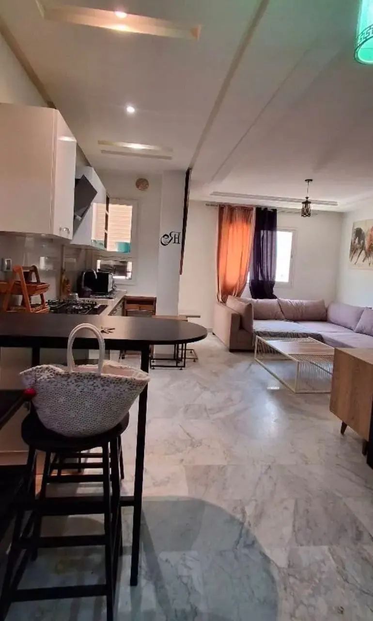 A vendre a Sousse kantaoui un appartement de luxe s+1