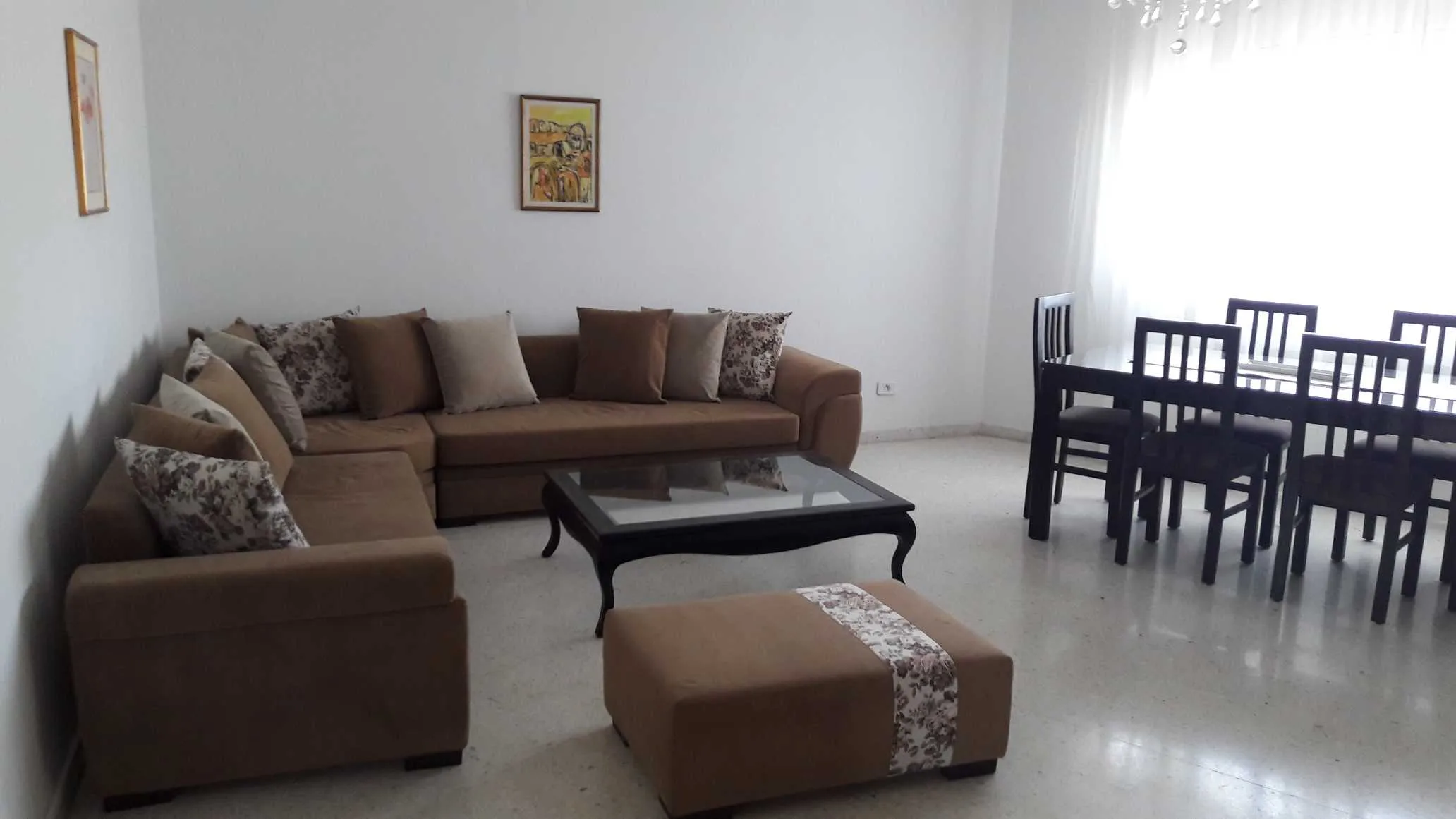 coquette  appartement a manar 2