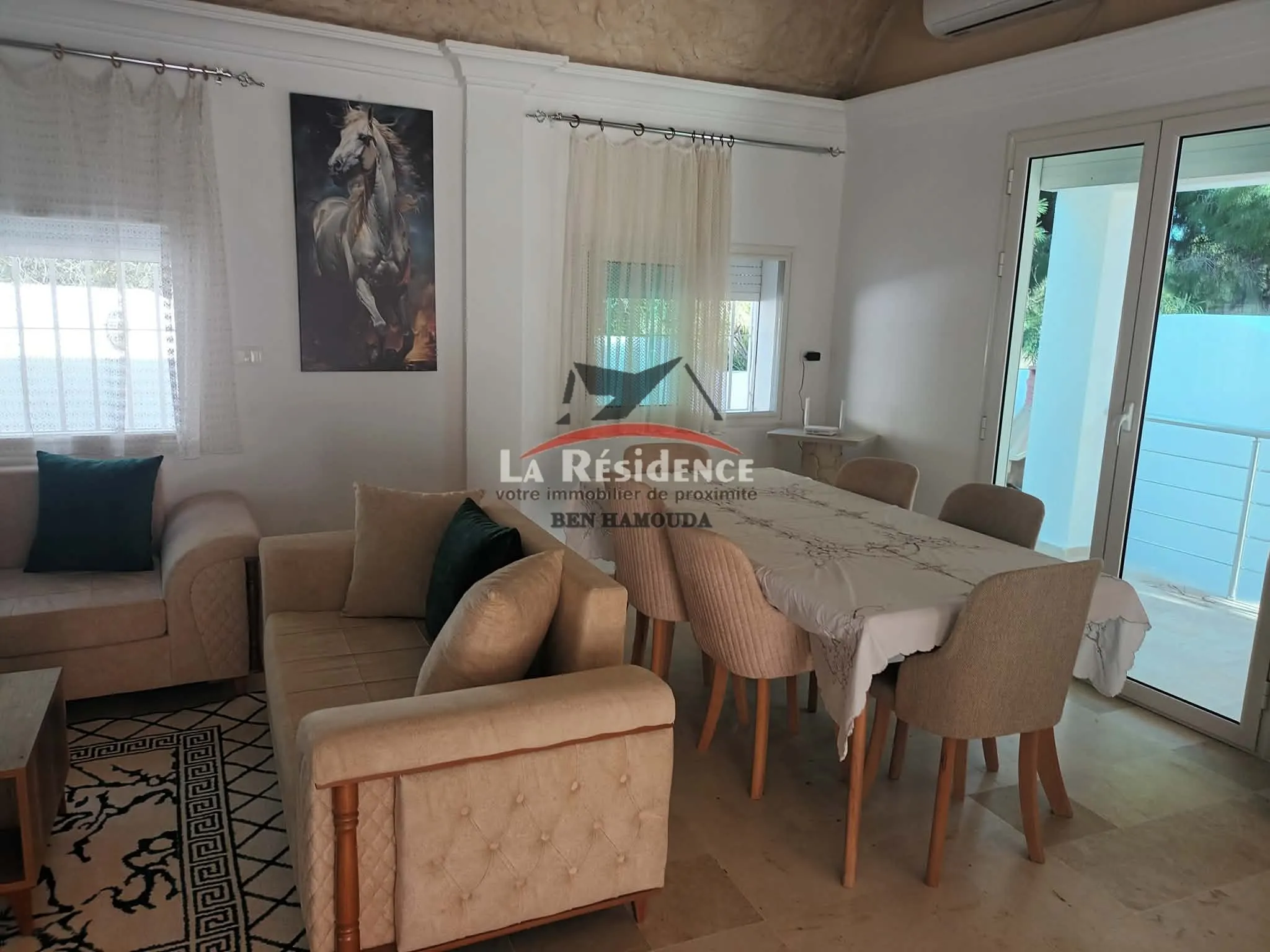 A louer pour longue durée une villa avec piscine à Corniche ,Bizerte