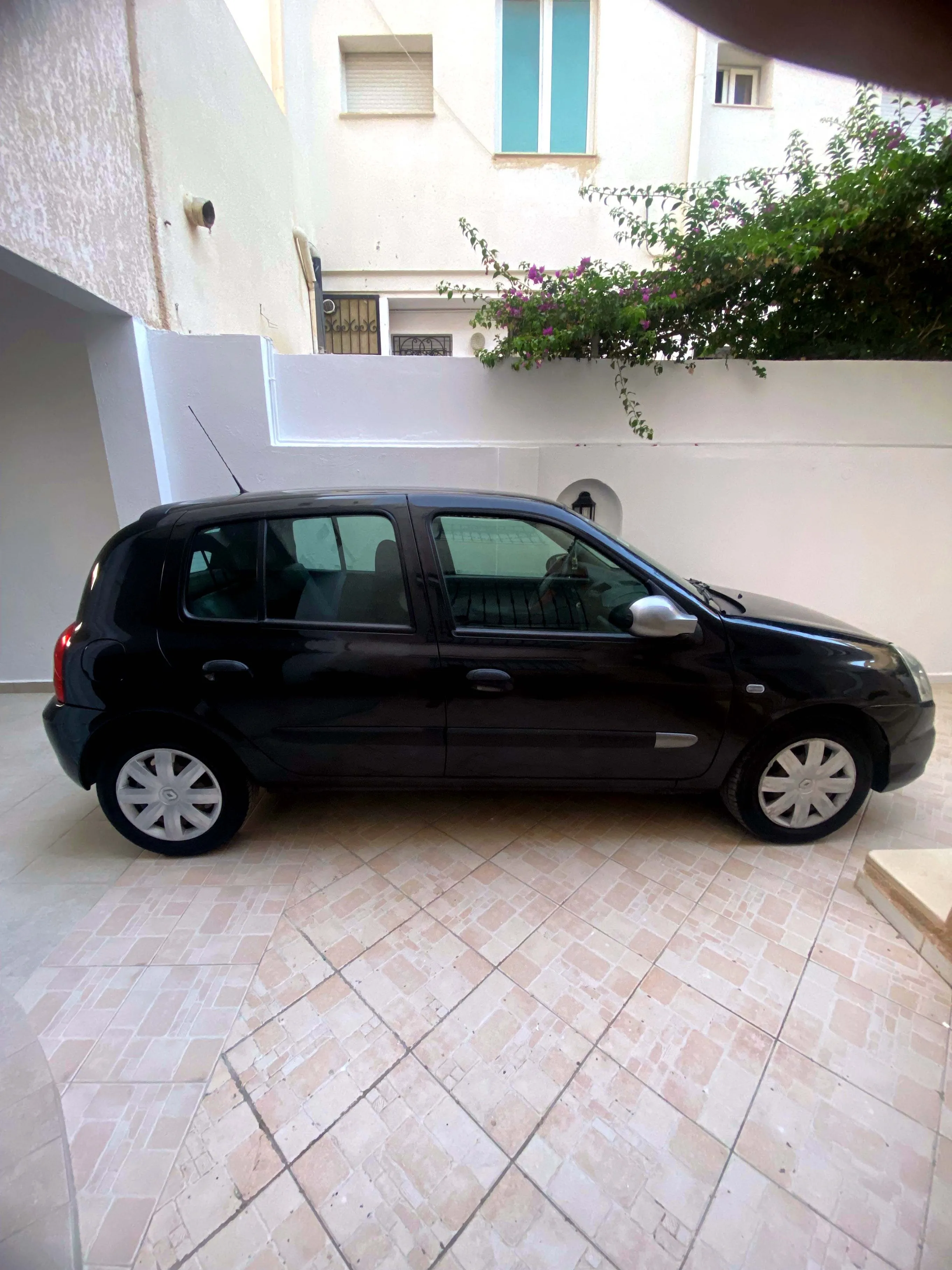 Renault Clio campus 150km première main