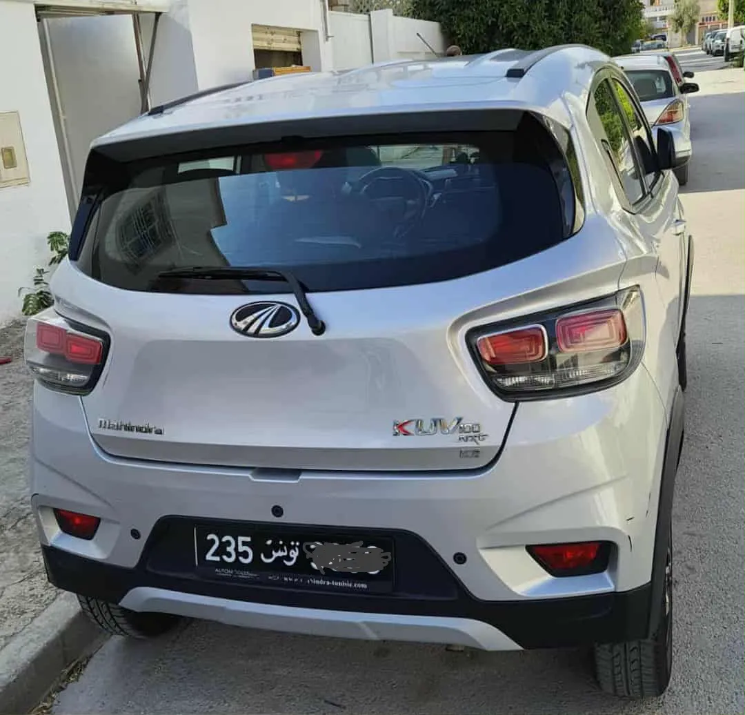A vendre Mahindra kuv100 k8
