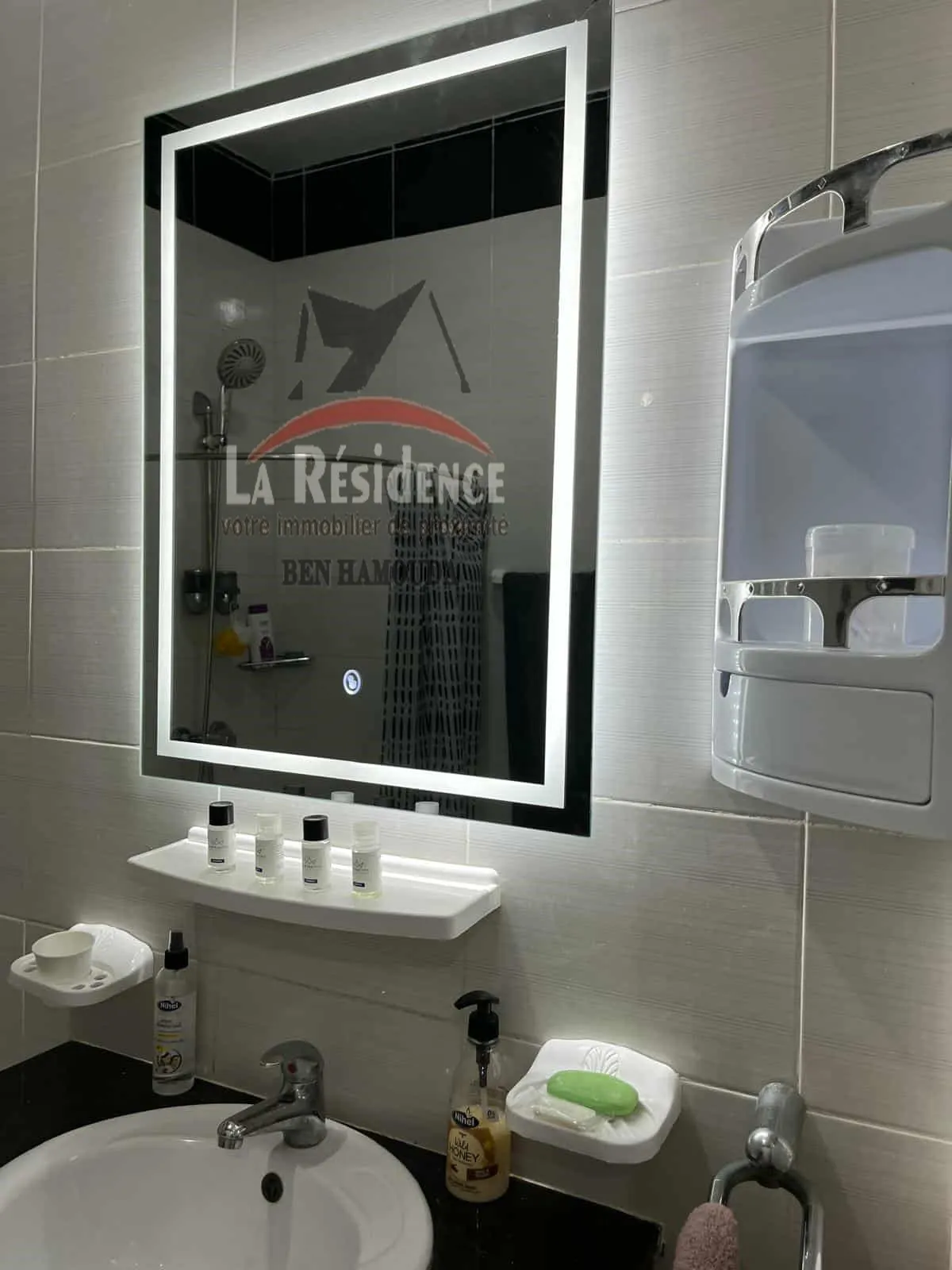 A louer Un Appartement meublé s+2 en face Hotel Bizerta Resort situé à sidi salem