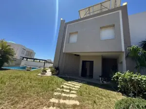 A vendre villa haut gamme à kantaoui