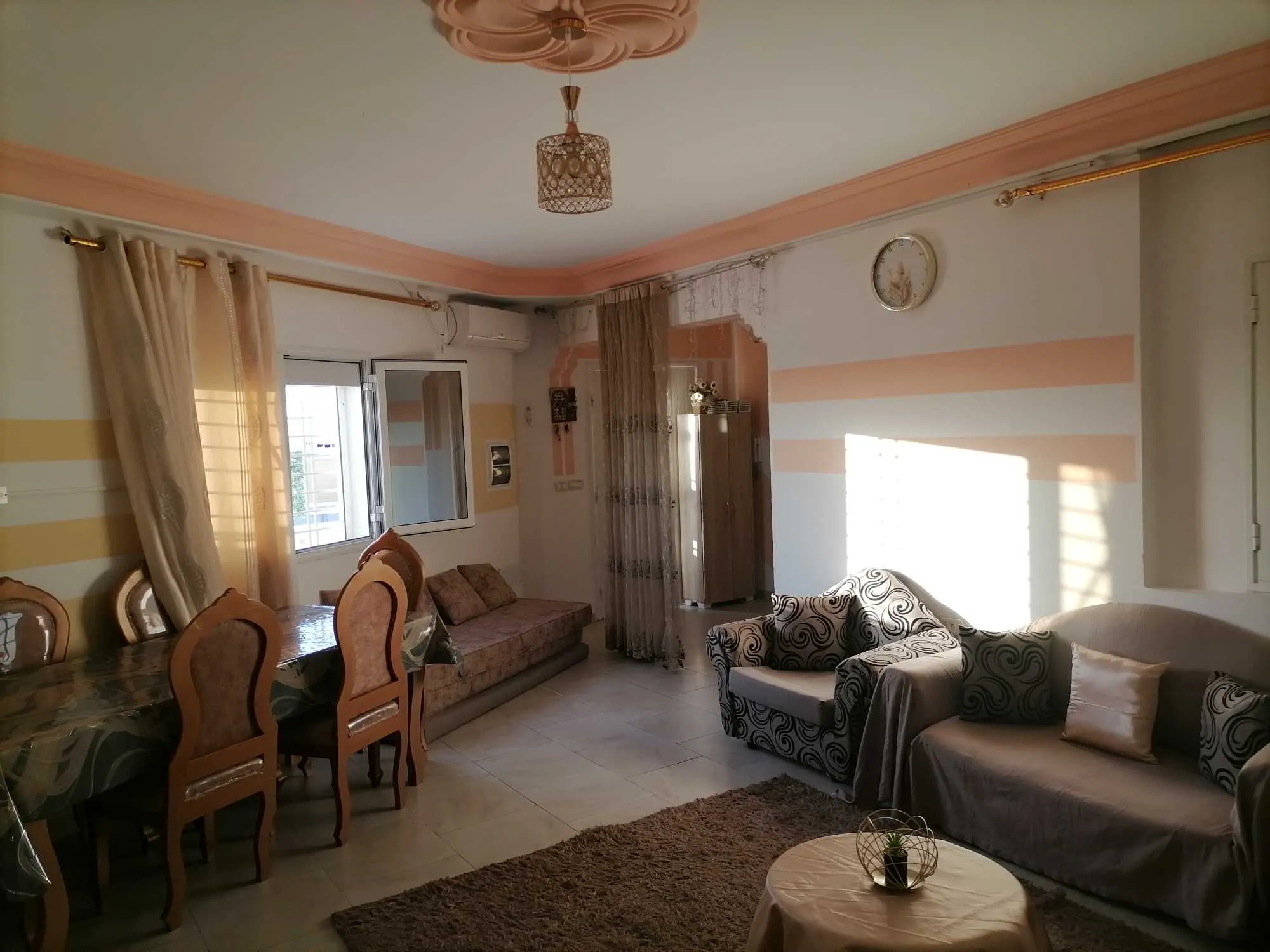 للبيع شقة أمام مبيت سقانص 