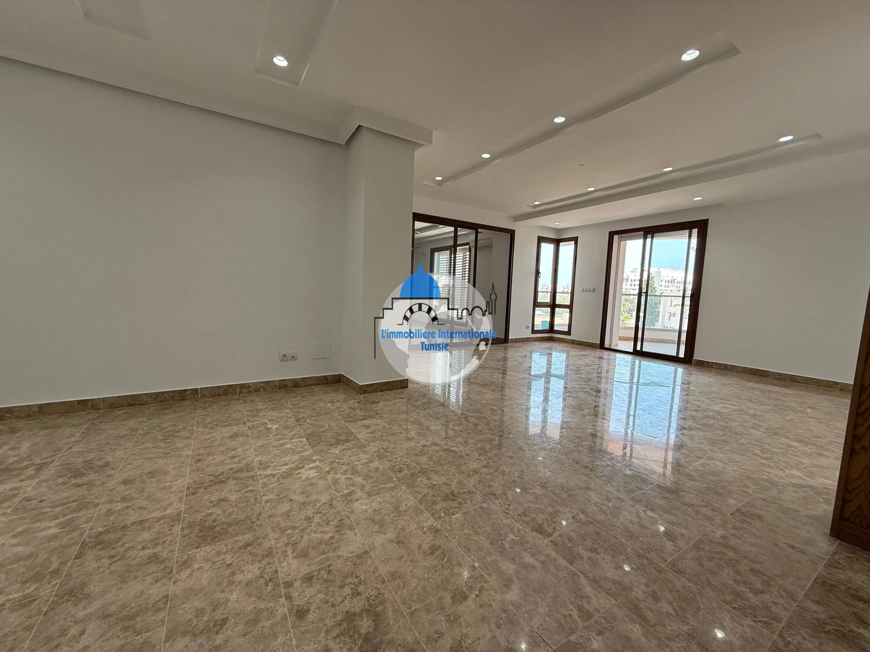 à louer un appartement en S+2 en zone touristique à Sousse