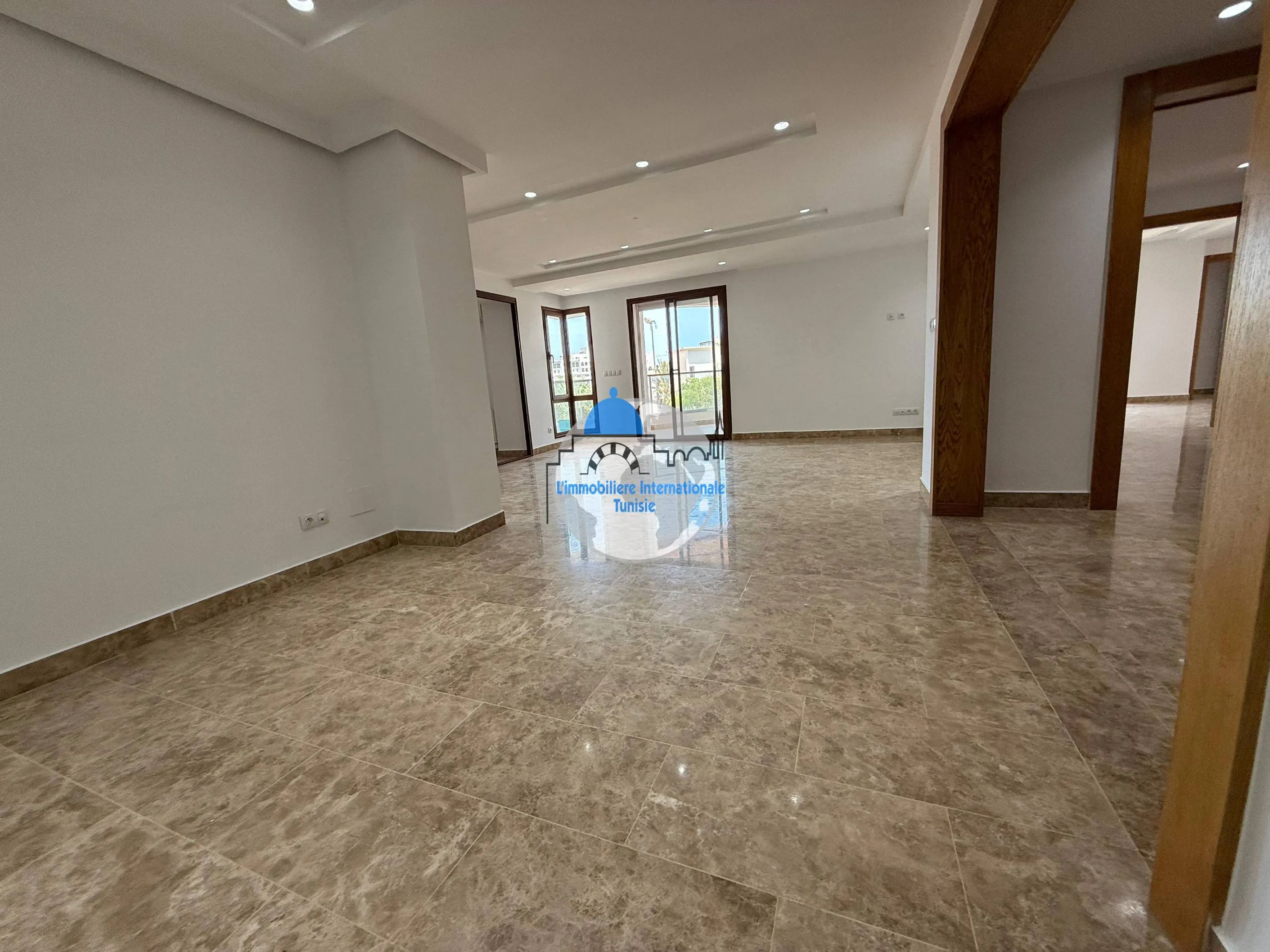 à louer un appartement en S+2 en zone touristique à Sousse