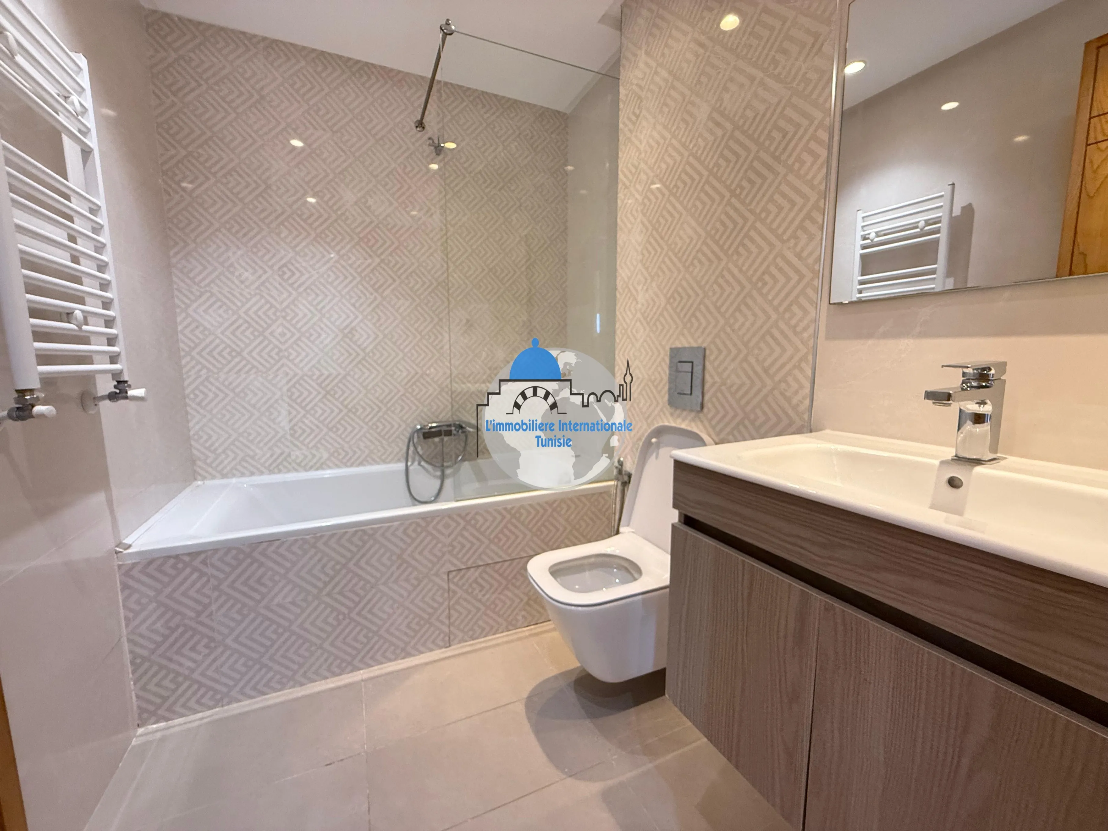 à louer un appartement en S+2 en zone touristique à Sousse