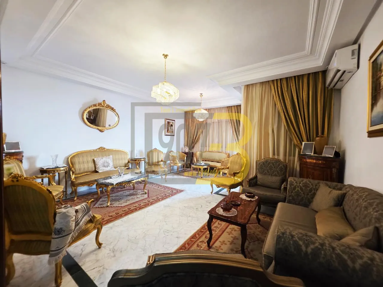 𝐀̀ 𝐕𝐄𝐍𝐃𝐑𝐄 Très bel appartement s+4 à Ennasr 2