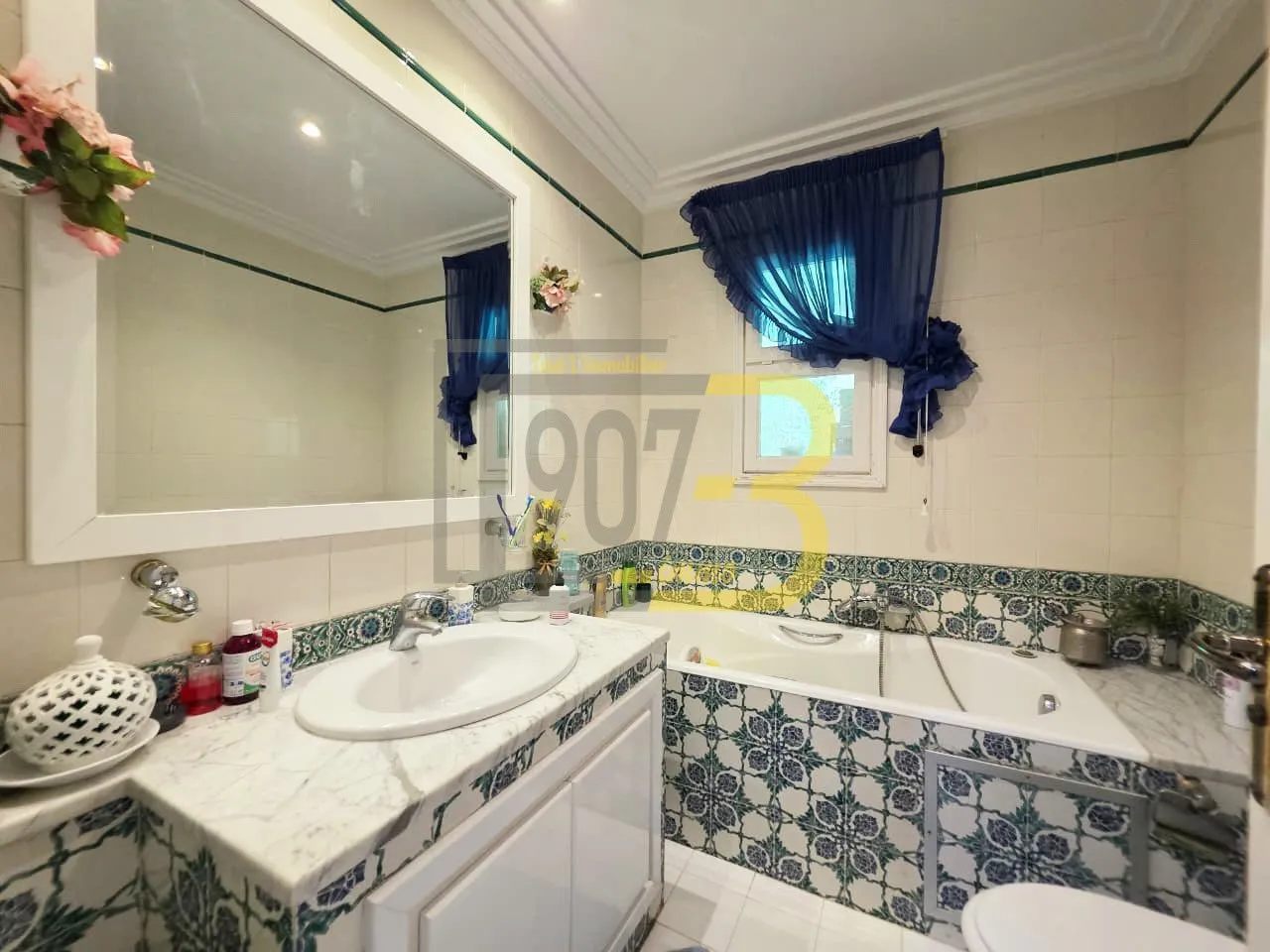 đÌ đđđđđđ TrĂšs bel appartement s+4 Ă Ennasr 2