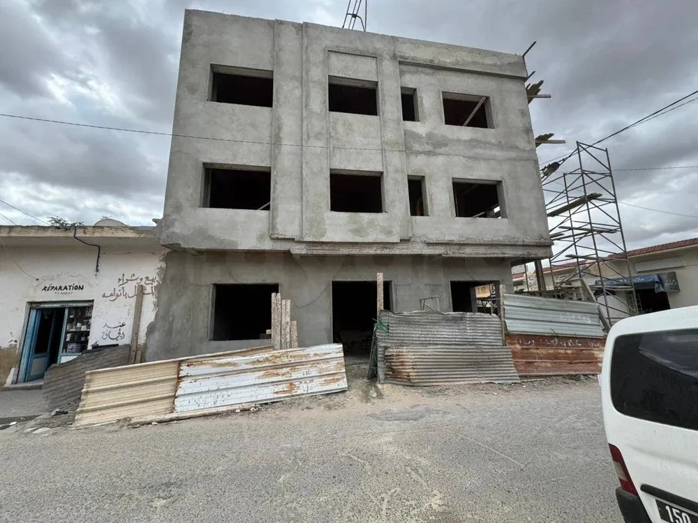 LOCATION : Réservez votre Local Commercial pour un Projet Médical ou commercial à Siliana