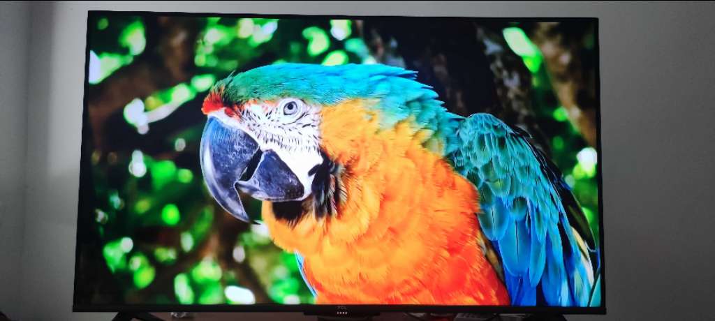 À vendre TV TCL 43" p735 4K athir Tunisie état neuf