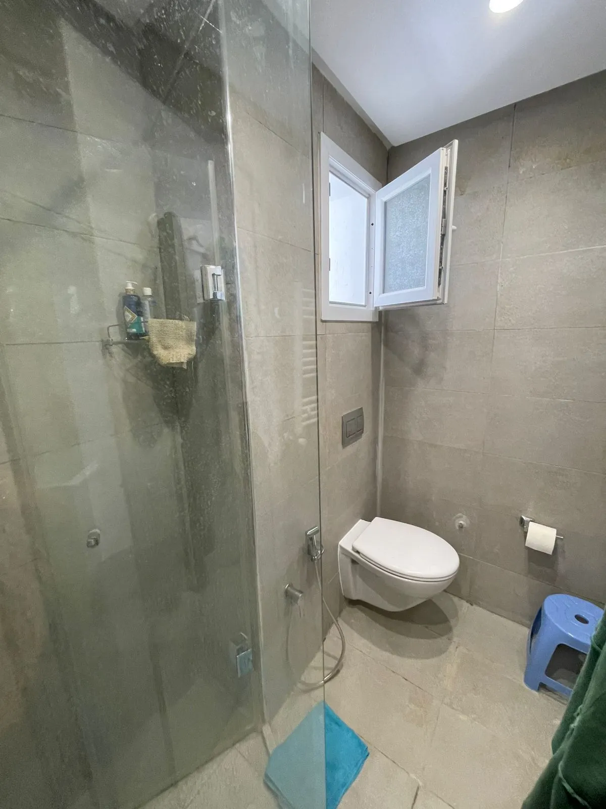 À VENDRE – Magnifique Appartement S+1 Pieds dans l’Eau à Hergla