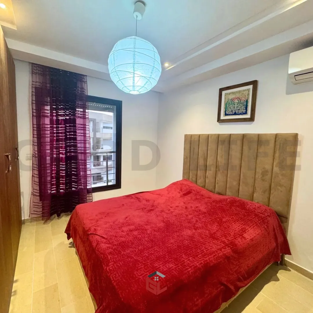 Vente S+3 à Ennasr 203m2