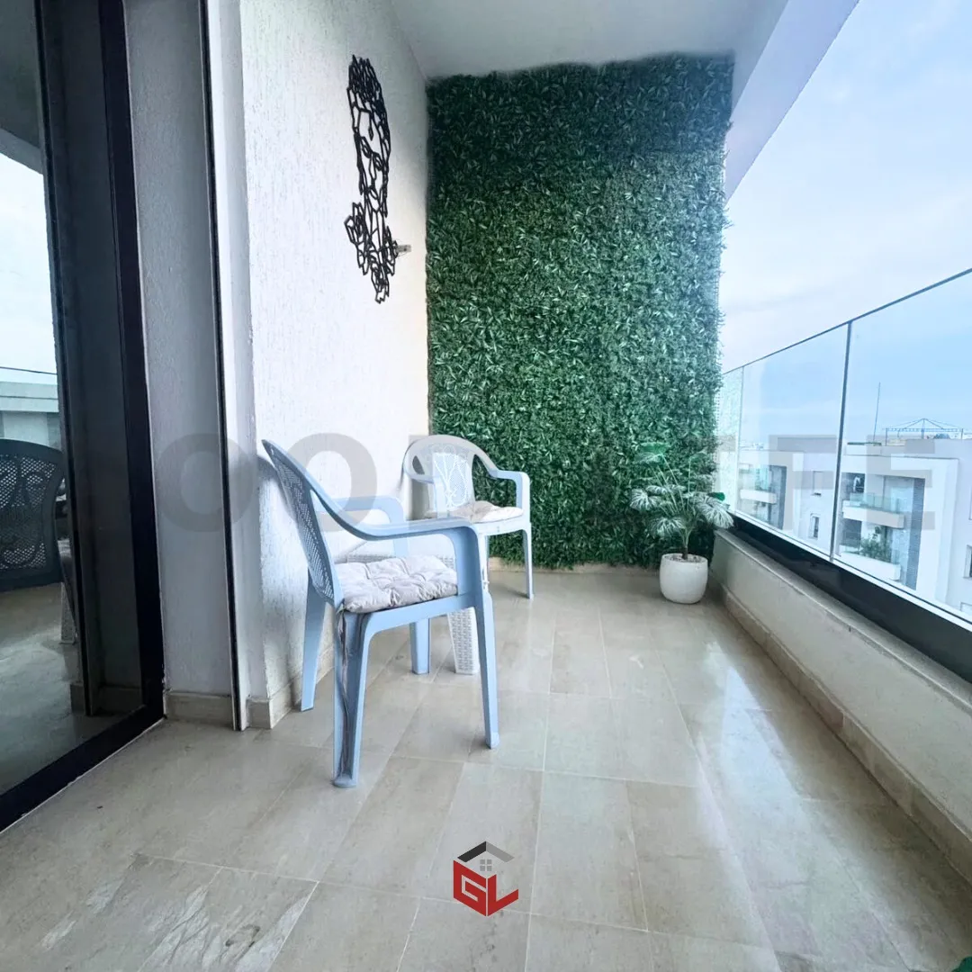 Vente S+3 à Ennasr 203m2