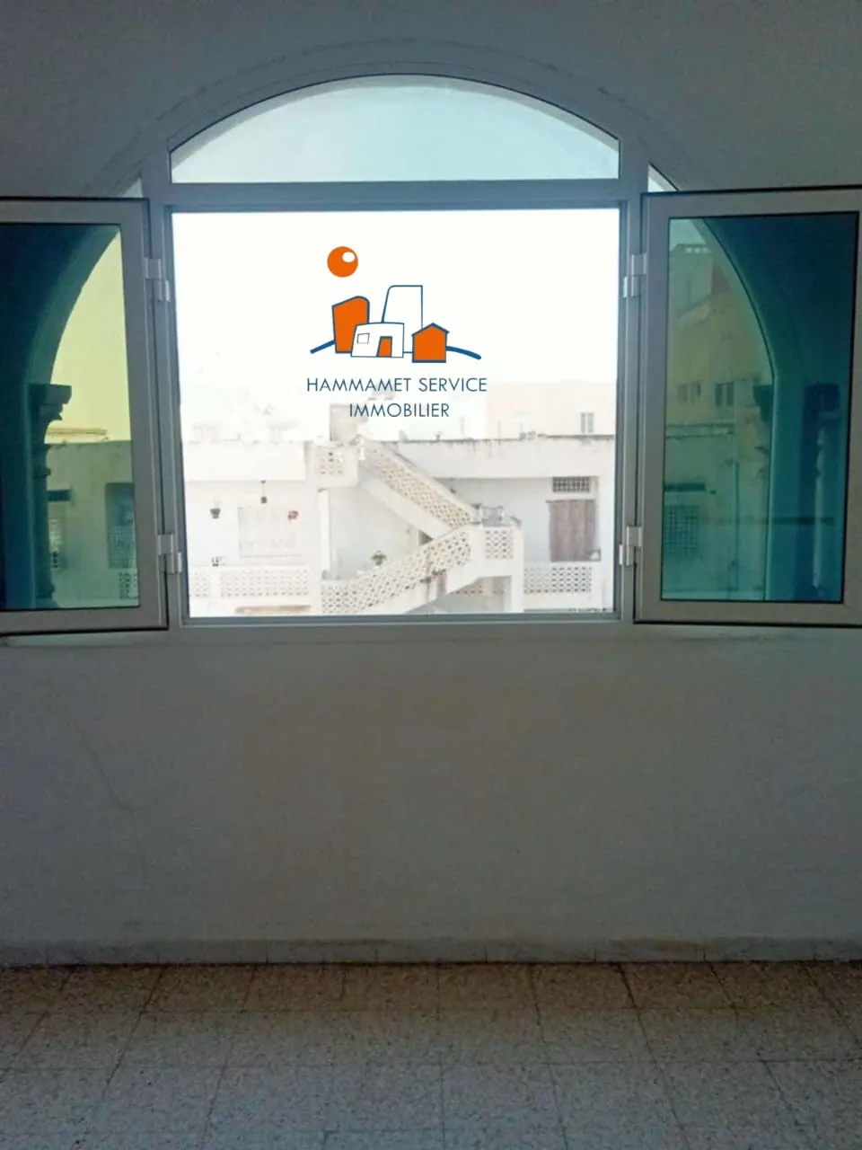 À vendre un appartement S+2 en plein centre ville Hammamet