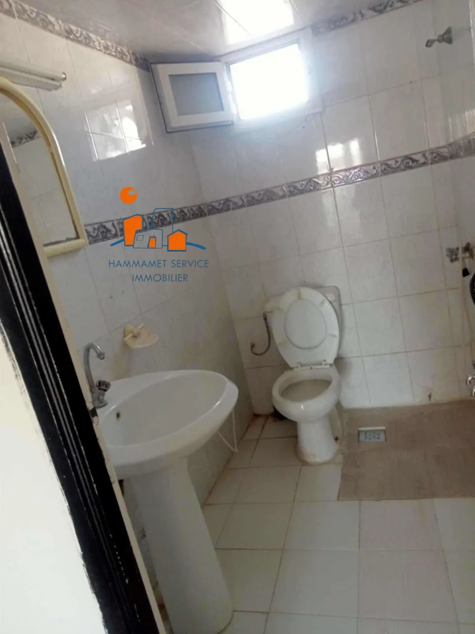 À vendre un appartement S+2 en plein centre ville Hammamet