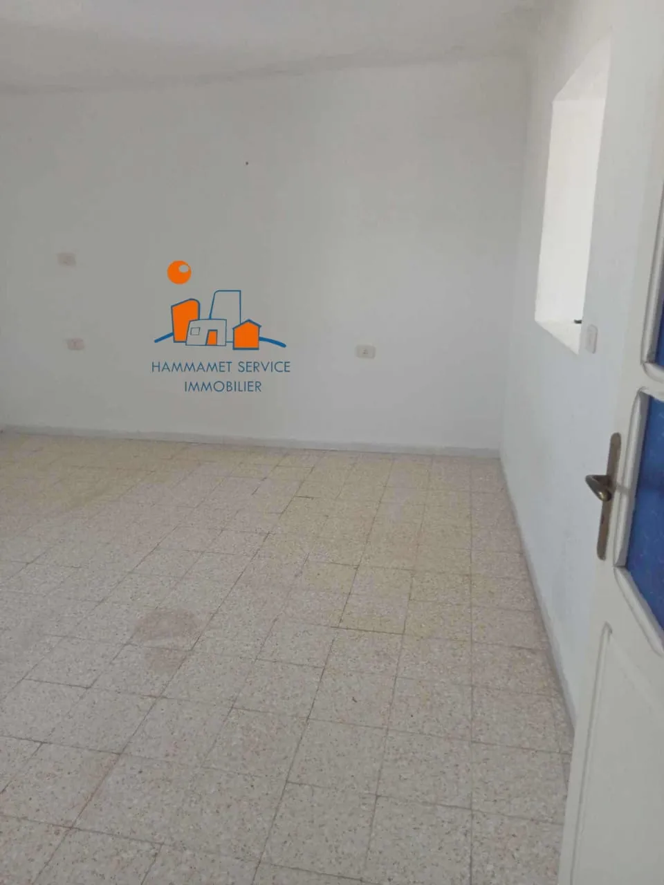 À vendre un appartement S+2 en plein centre ville Hammamet