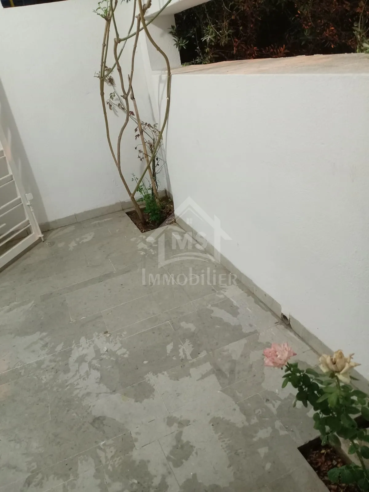 Bel appartement S+1 à vendre à AFH Mrezga 51355351