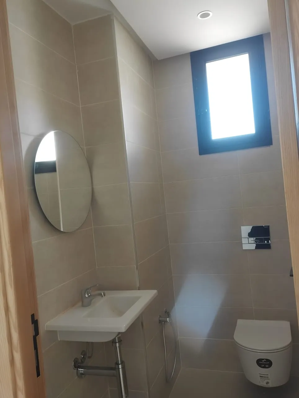 À louer – Bureaux neufs S+1 et S+2 à Monastir Centre-Ville