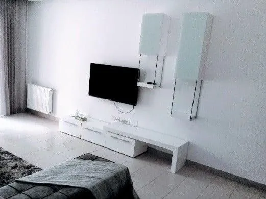 Excellent Apt S4 meublé Neuf proche lac2 pour étranger