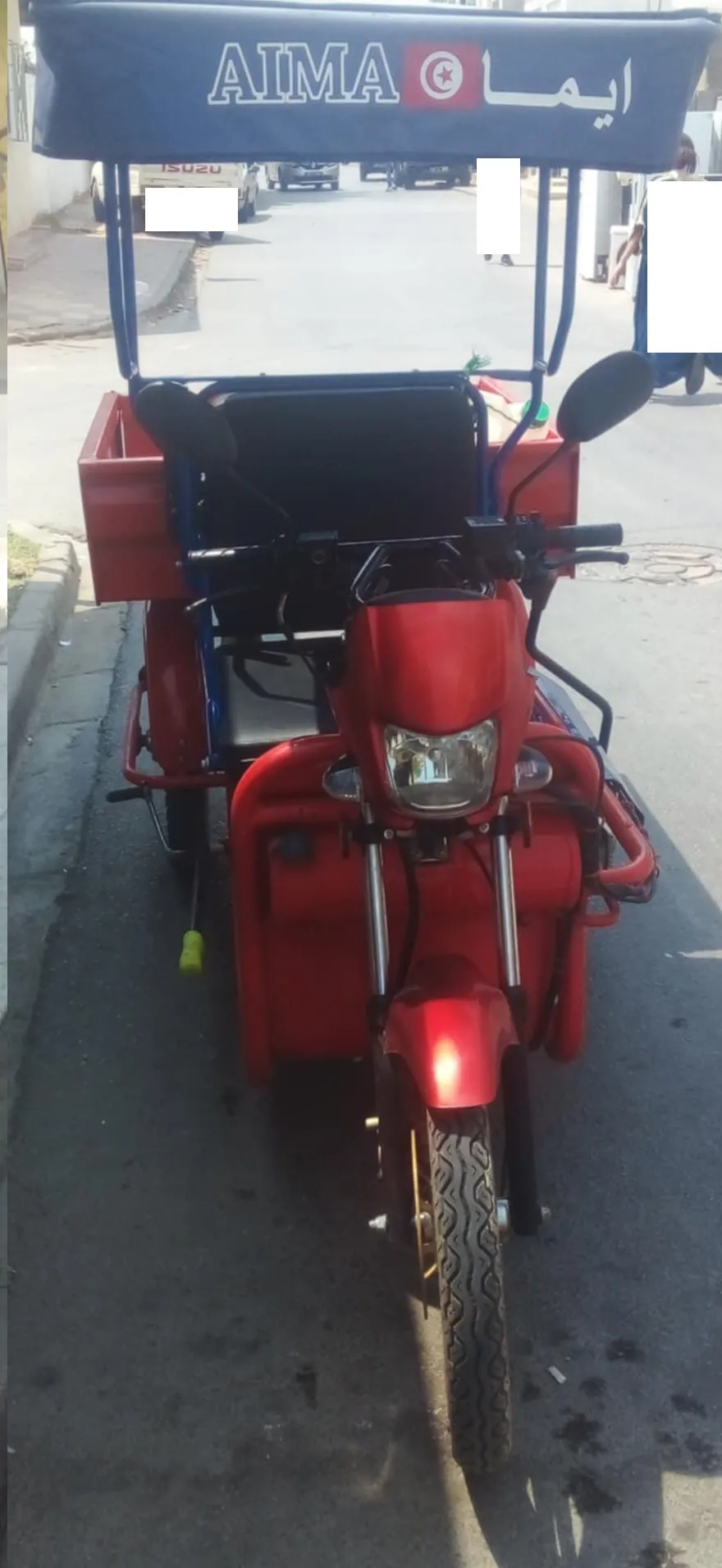 a vendre moto neuf 3 roues tel : 20886275