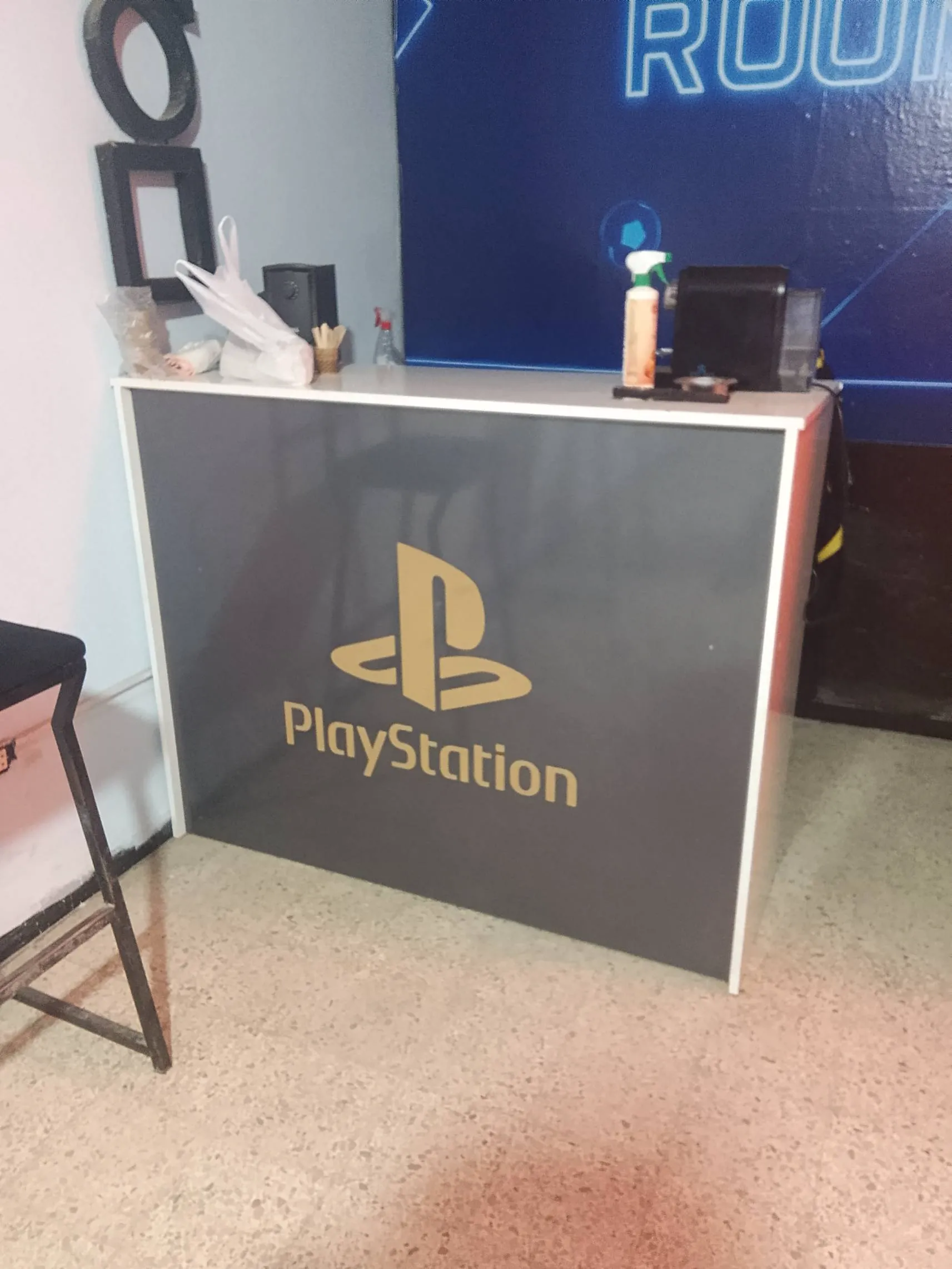 Matériel salle de jeux 