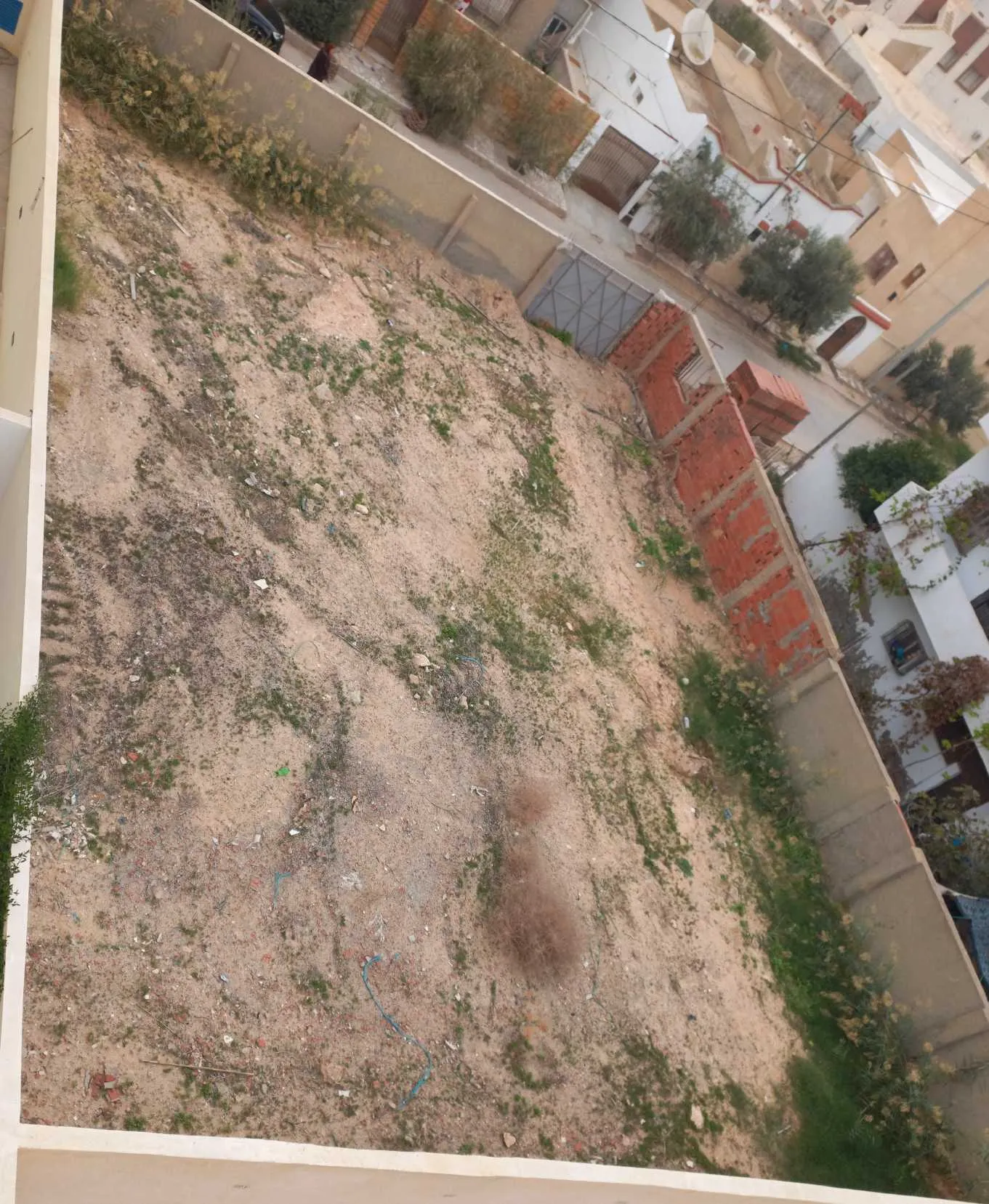 ارض ممتازة في صفاقس للبيع