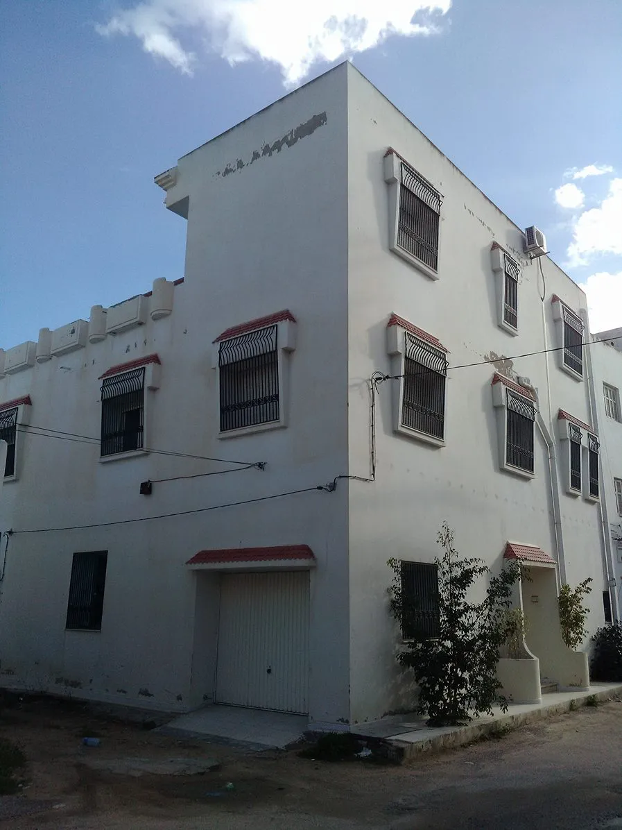 منزل للسكن أو للاستعمال التجاري