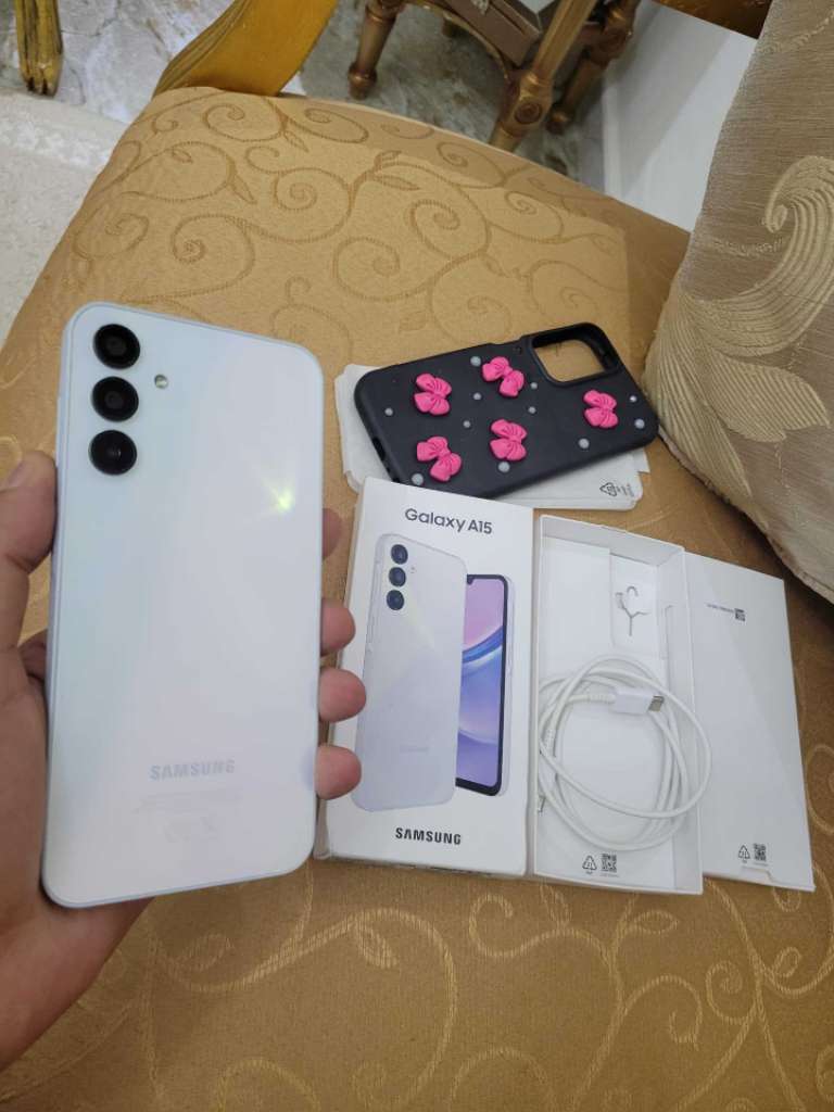 samsung a15 ram 8g stockage 256g 
