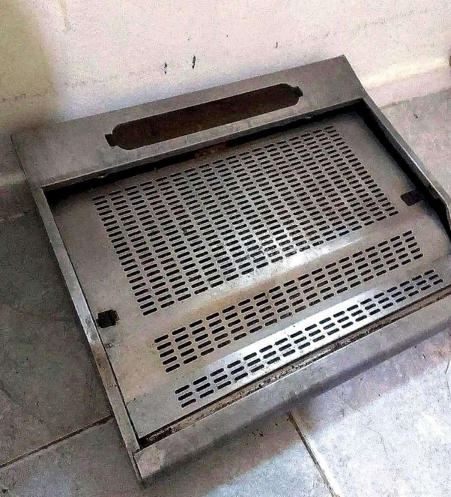 Four + Hotte importés ممكن التوصيل 