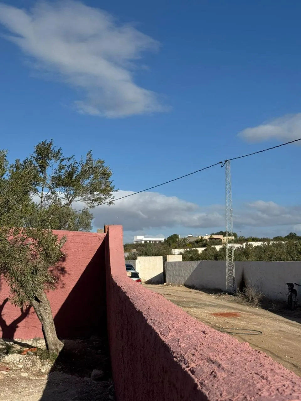 A vendre terrain 1470m² vue sur mer à Dharoufa 