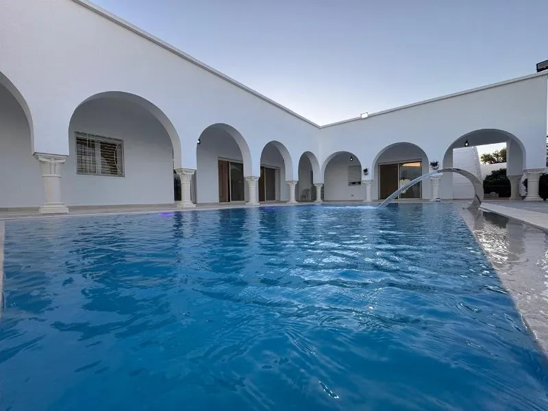 Villa SEBASTIEN (Réf: V1038)