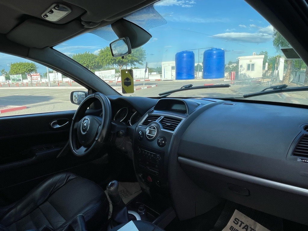 Une belle Megane Dci 1.5 đłđ±đ