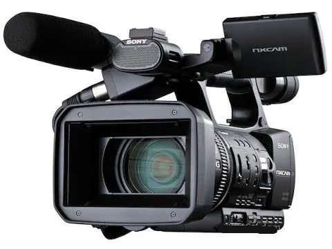 Av. pour liquidation dans l'emballage sony NX5 (ZOOM G carl zeiss) 20X OPTICAL équipé d'un branchemen GPS