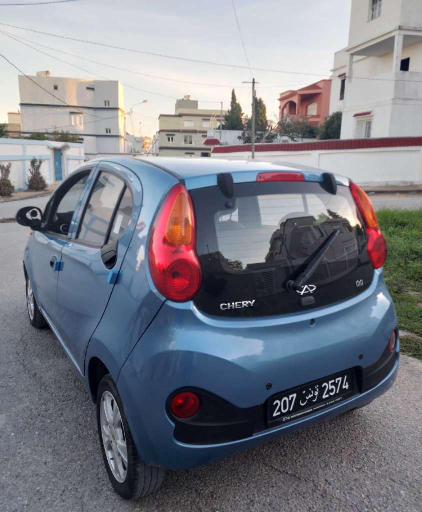 CHERY QQ NEUF PREMIERE MAIN