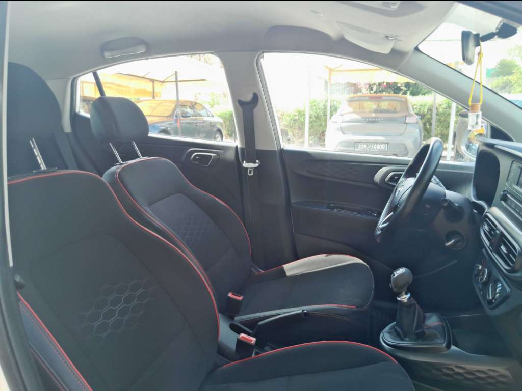 Hyundai GRAND i10