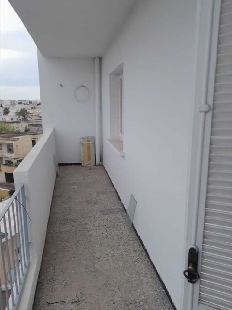 A louer appartement au 4ème étage à cite nozha Ariana 