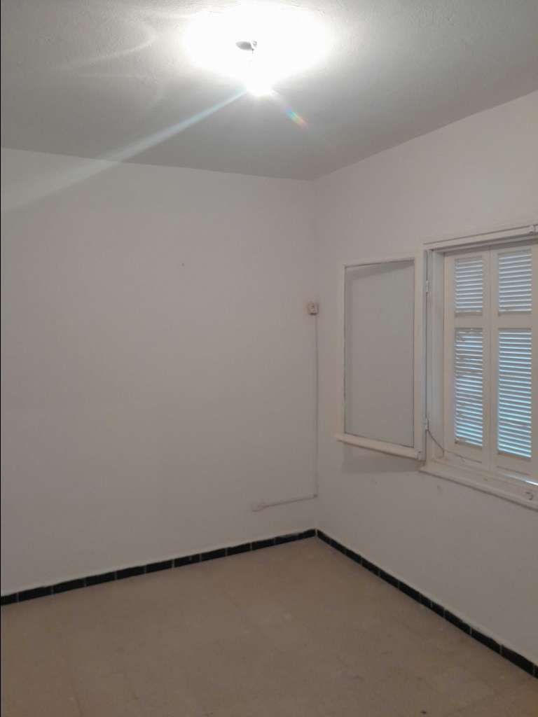 A louer appartement au 4ème étage à cite nozha Ariana 