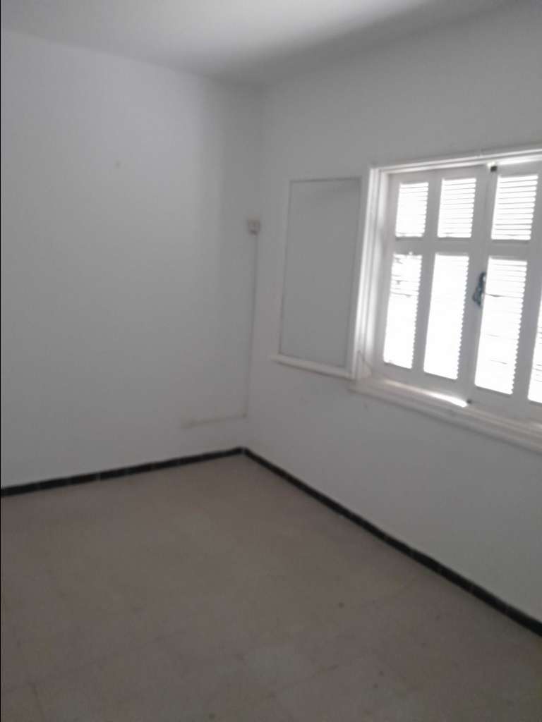 A louer appartement au 4ème étage à cite nozha Ariana 