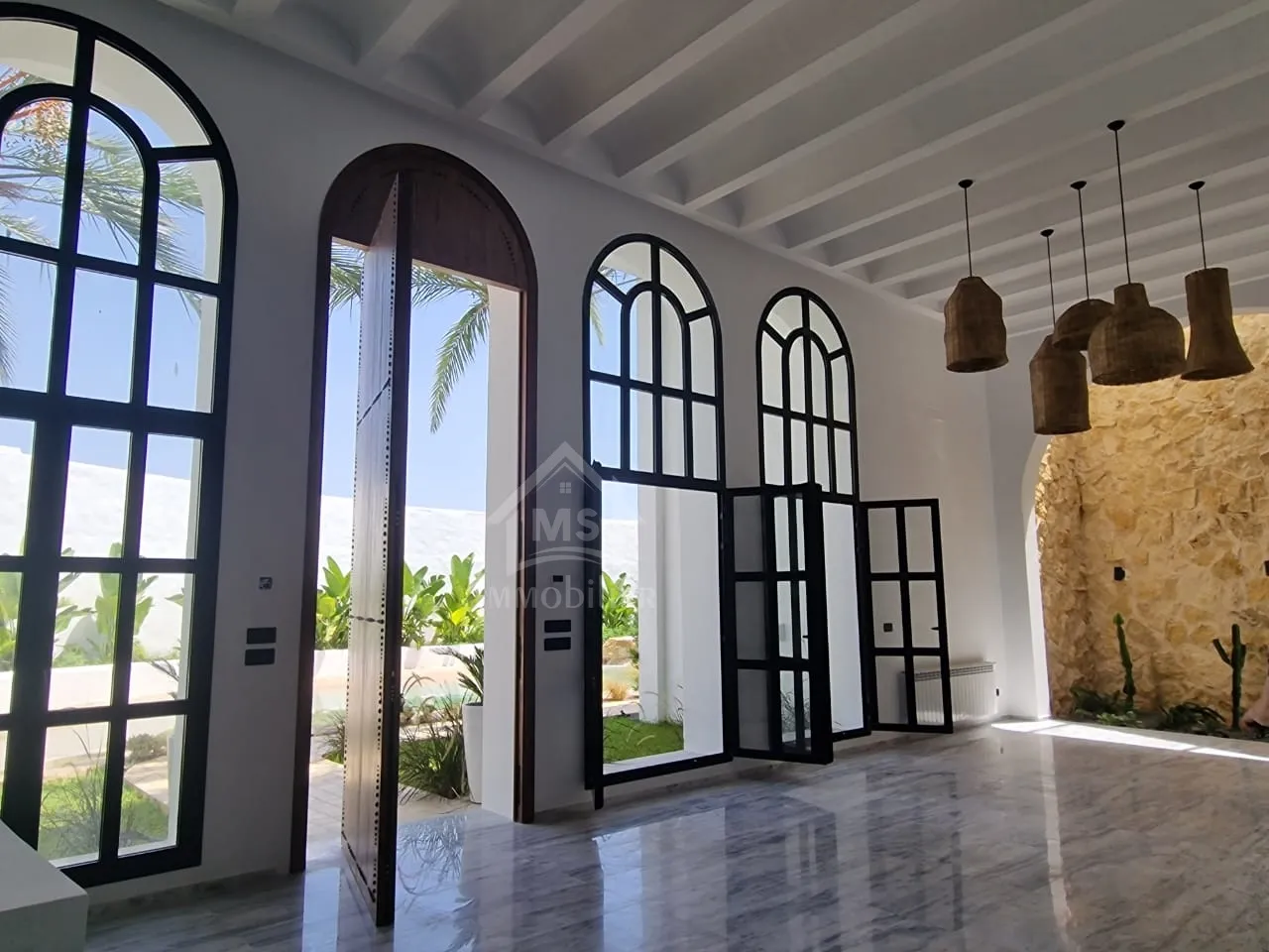 Charmante villa avec piscine à vendre à hammamet 51355351
