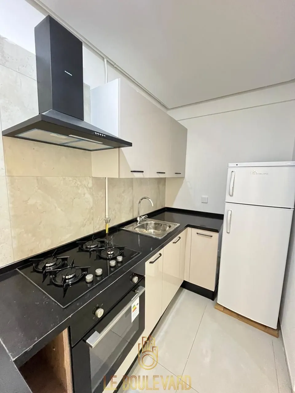 Location Annuelle : Appartement S+1 Haut Standing à AFH Mrezga, Nabeul 