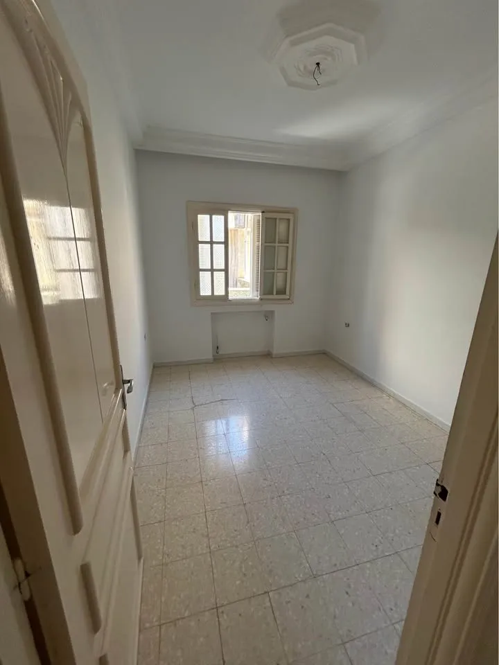 Location Rez de chausséé à Beni khiar