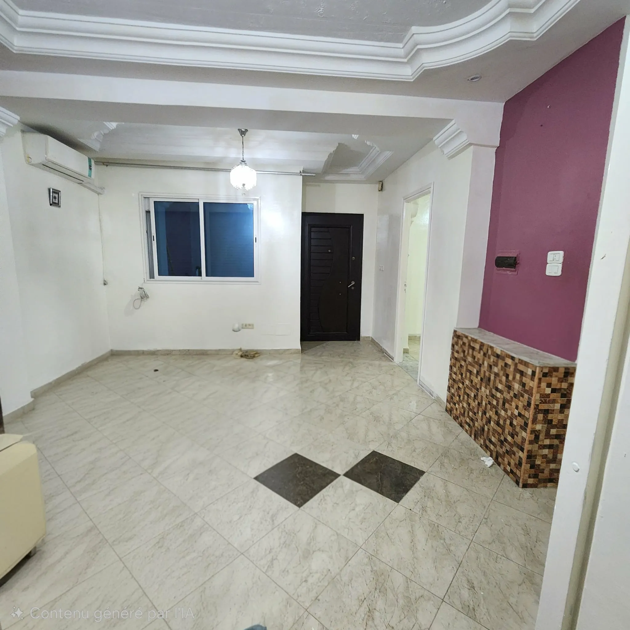 A louer étage indépendant d'une maison située à Omrane Supérieur près de l'ecole privée Palmaress