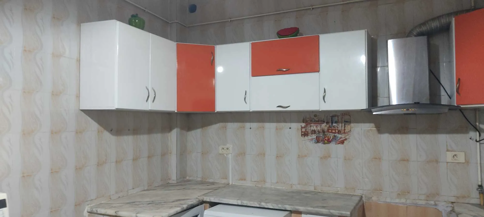 A louer étage indépendant d'une maison située à Omrane Supérieur près de l'ecole privée Palmaress