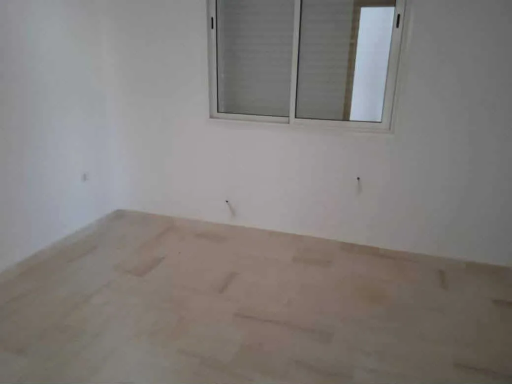 un appartements s+2 au 2éme étage(sans ascenseur) a louer a bardo prés de california gym