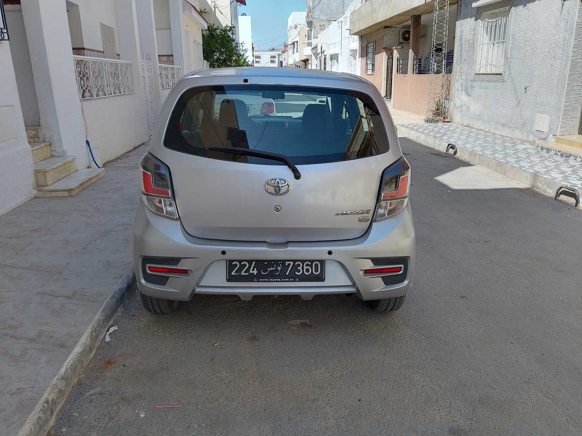 toyota agya très propre