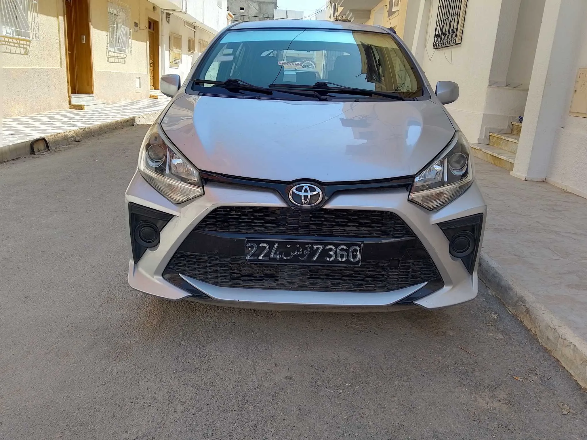 toyota agya très propre